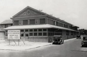 St. Roch Market after the 1937–38 WPA renovations, with period automobiles out front